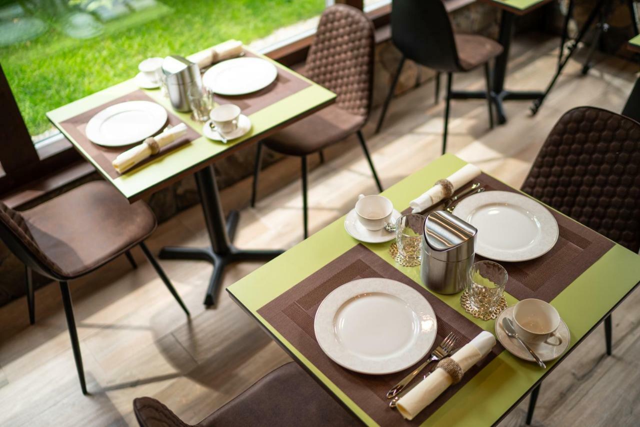 Hotel Anna Beroun  Luaran gambar