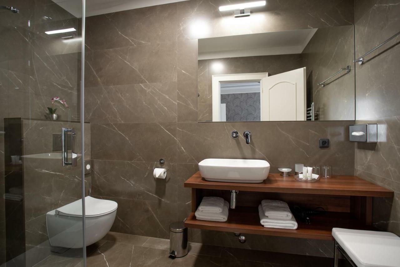 Hotel Anna Beroun  Luaran gambar